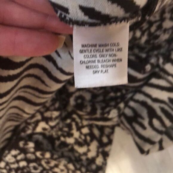 4/$25 Style and Co. animal print sweater j… - Picture 6 of 6